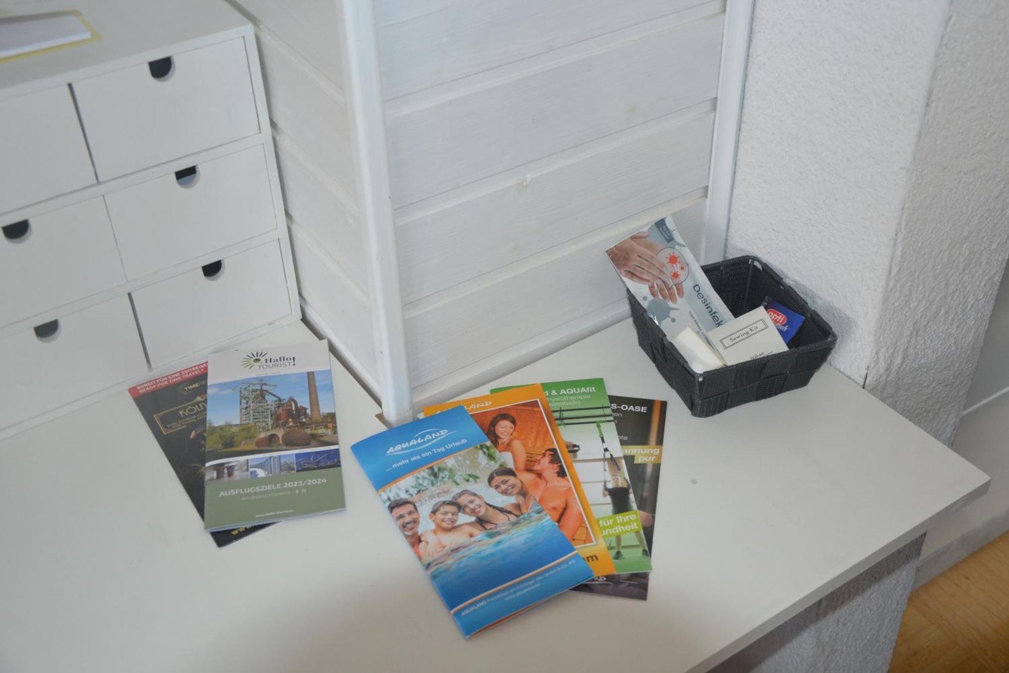 Dg-Zimmer ケルン エクステリア 写真